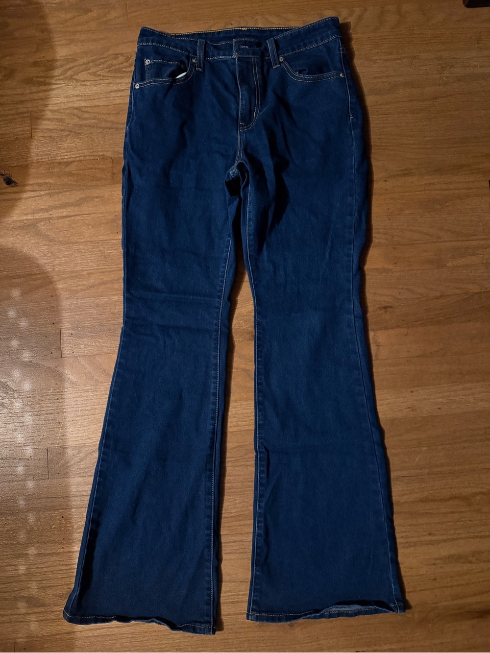 Levi's Dark Blue Flare Jeans - High-Rise Style
